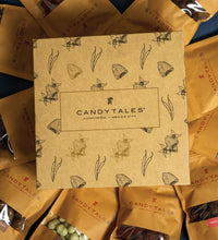 Cargar imagen en el visor de la galería, Gift Box (Chocolates y Enchilados) - CandyTales
